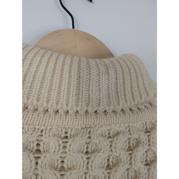 Women's Connemara Knitwear Chunky Cable Knit Irish Wool Turtleneck Sweater - Picture 8 of 9